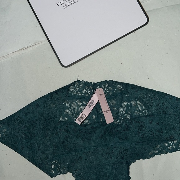Victoria's Secret Cheeky Lace Panty XL - Picture 12 of 13